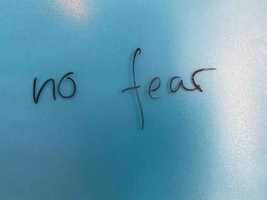 Don't hold back - don't be fearlful, win it