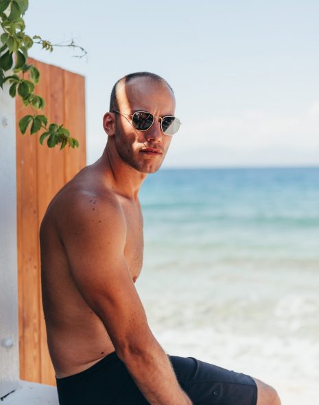 Why women love bald men - Know the reasons